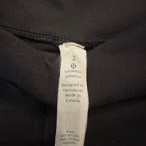 Lululemon Black Athletic Wear size 2 leggings